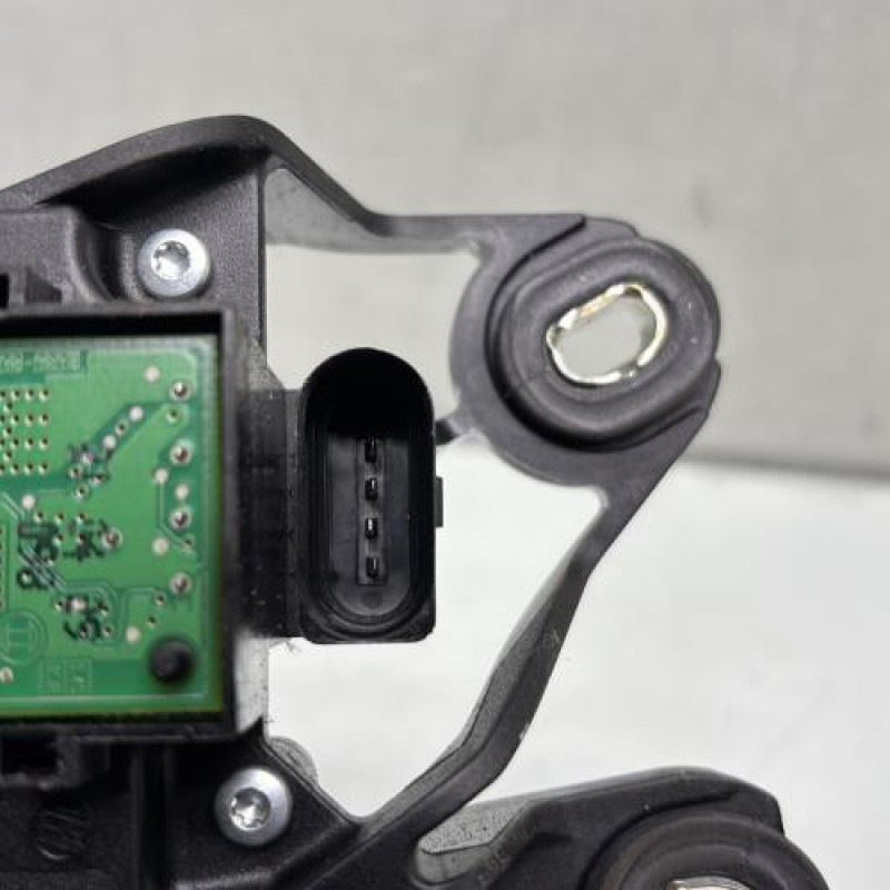 Moteur essuie glace arriere VOLKSWAGEN GOLF 6 Photo n°3