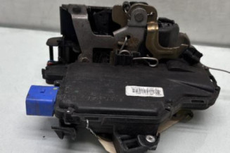 Serrure avant droit SKODA FABIA 1