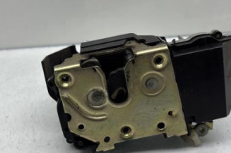 Serrure avant droit PEUGEOT 307