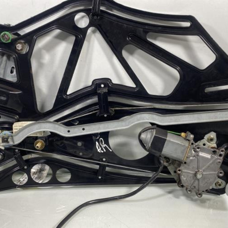 Leve vitre electrique arriere droit MERCEDES CLASSE CLK 208 Photo n°2