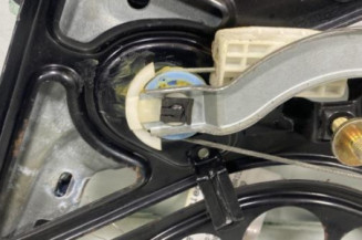 Leve vitre electrique arriere droit MERCEDES CLASSE CLK 208