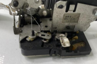 Serrure arriere droit DACIA SANDERO 1