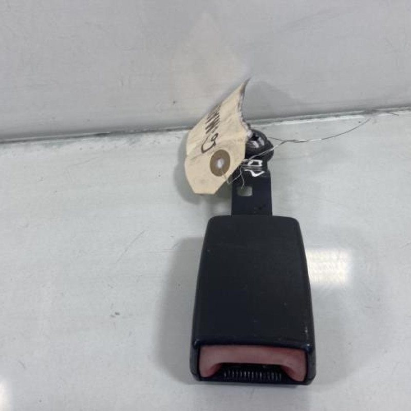 Attache ceinture avant droit FIAT FIORINO 3 Photo n°2