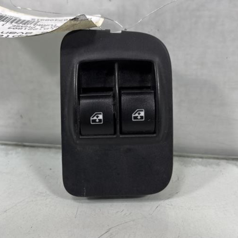 Interrupteur de leve vitre avant gauche FIAT FIORINO 3 Photo n°1
