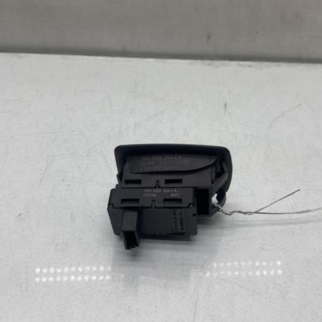 Interrupteur de leve vitre avant droit BMW SERIE 3 E91