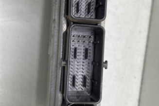 Calculateur moteur DACIA DUSTER 1