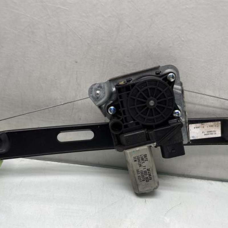Leve vitre electrique arriere gauche BMW SERIE 3 E91 Photo n°3
