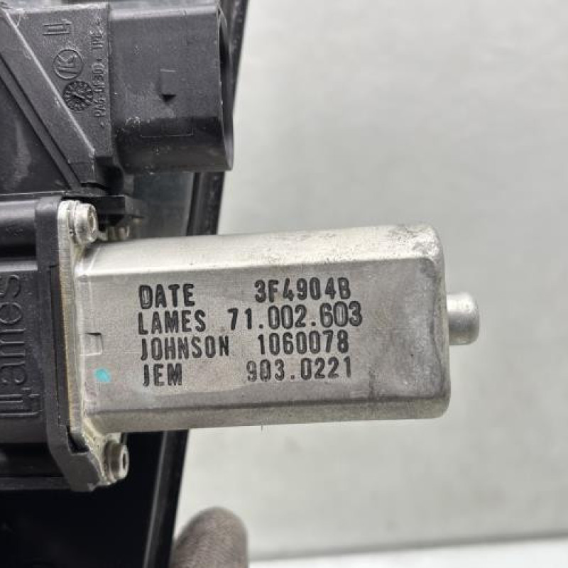 Leve vitre electrique arriere gauche BMW SERIE 3 E91 Photo n°5