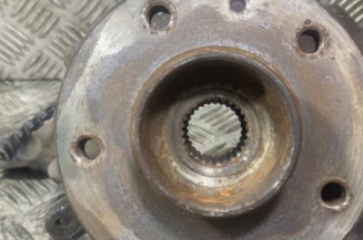 Pivot de moyeu avant gauche RENAULT SCENIC 3