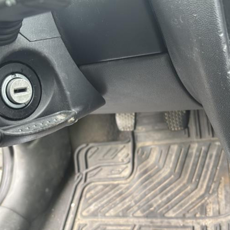 Leve vitre electrique avant gauche OPEL COMBO C Photo n°20