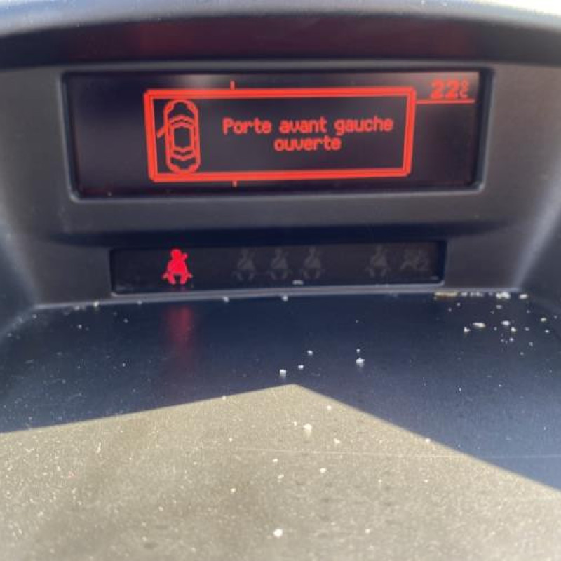 Interrupteur de leve vitre arriere droit PEUGEOT 207 Photo n°20