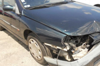 Pare choc arriere RENAULT LAGUNA 1