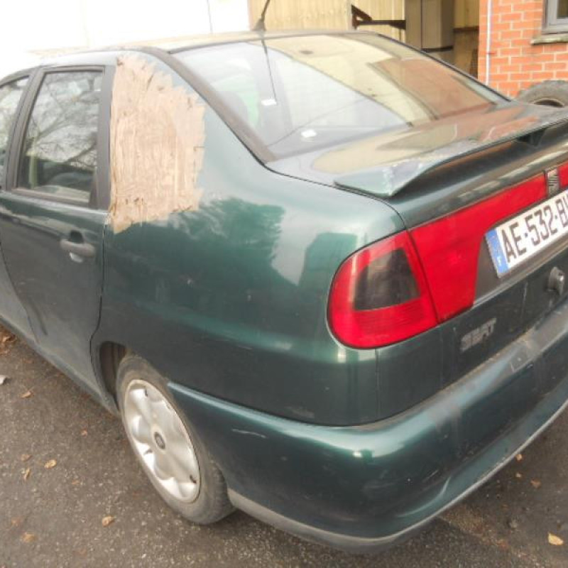 Pare choc arriere SEAT CORDOBA 1 Photo n°9