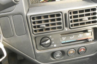 Pare choc arriere PEUGEOT 106