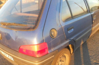 Pare choc arriere PEUGEOT 106