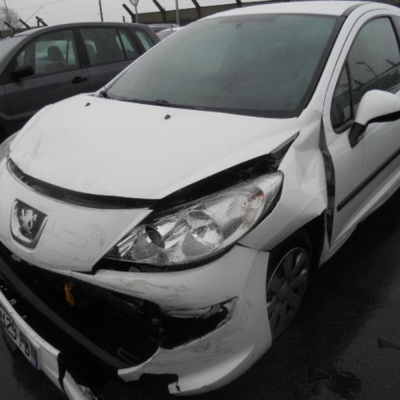 Pare choc arriere PEUGEOT 207 Photo n°8