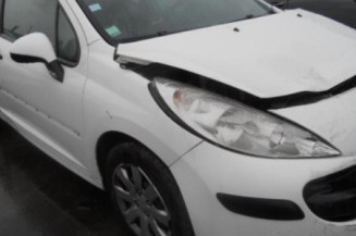 Pare choc arriere PEUGEOT 207