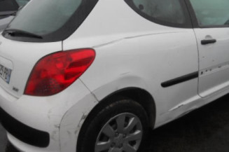 Pare choc arriere PEUGEOT 207