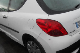 Pare choc arriere PEUGEOT 207