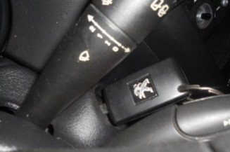 Pare choc arriere PEUGEOT 207