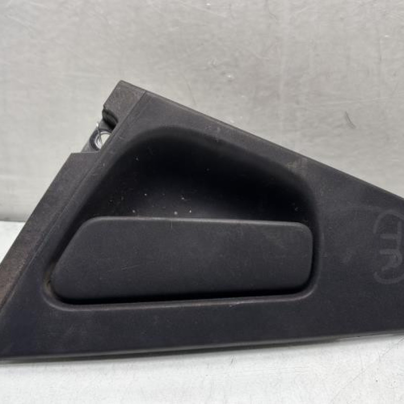Poignee porte arriere droit RENAULT CLIO 4 Photo n°1