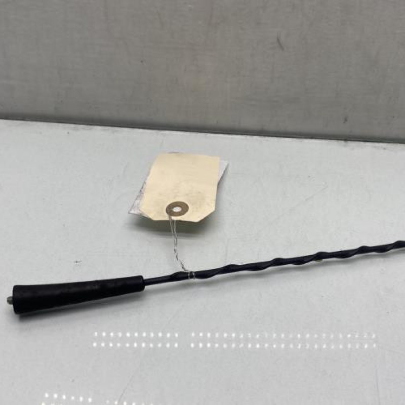 Antenne RENAULT CLIO 4 Photo n°3