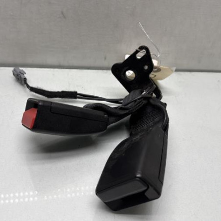 Attache ceinture arriere gauche RENAULT CLIO 4 Photo n°1