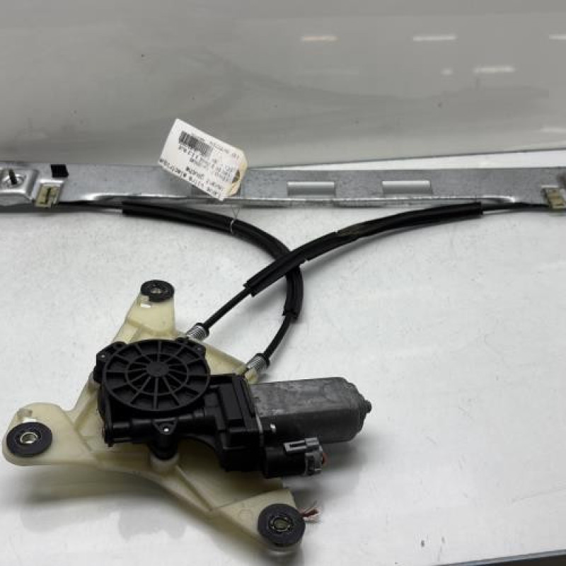 Leve vitre electrique avant gauche RENAULT MASTER 3 Photo n°1