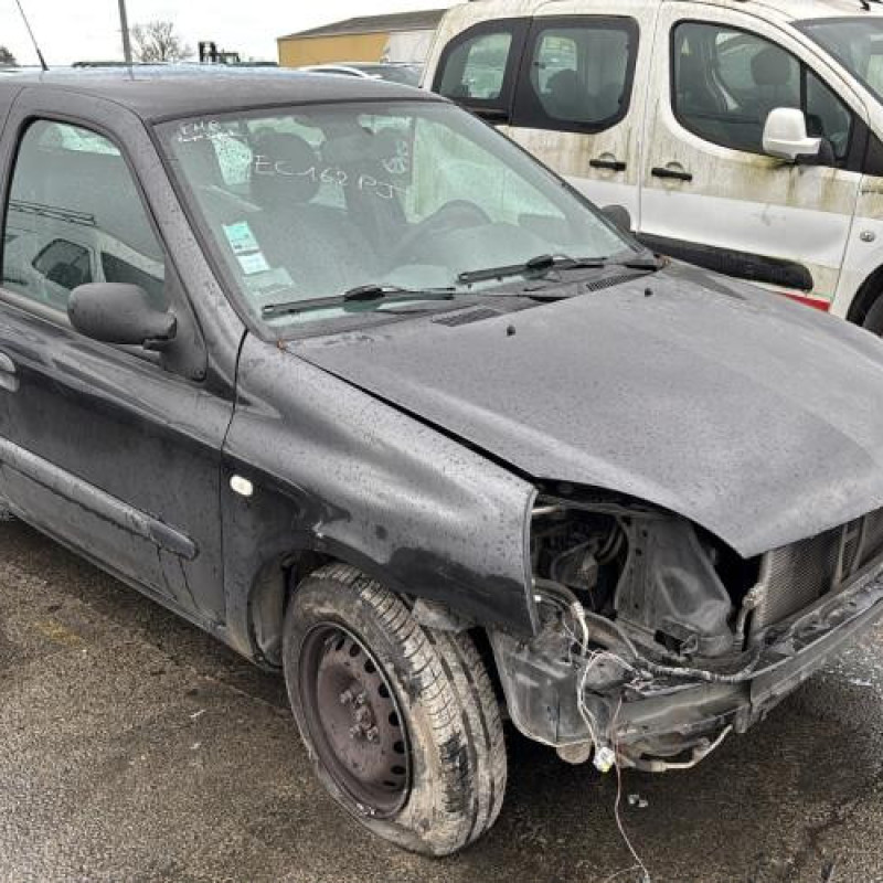 Malle/Hayon arriere RENAULT CLIO 2 CAMPUS Photo n°12