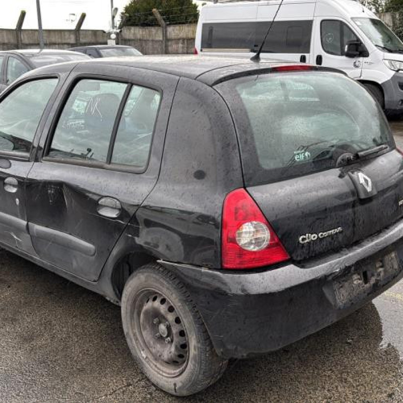 Malle/Hayon arriere RENAULT CLIO 2 CAMPUS Photo n°15