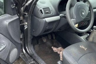 Malle/Hayon arriere RENAULT CLIO 2 CAMPUS