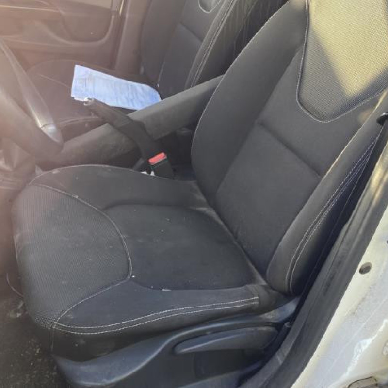 Boitier UCH RENAULT CLIO 4 Photo n°19