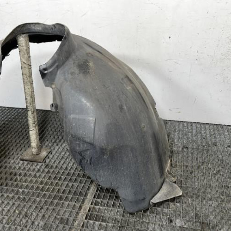 Pare boue avant droit FORD FOCUS 2 Photo n°3