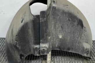 Pare boue arriere gauche VOLKSWAGEN FOX