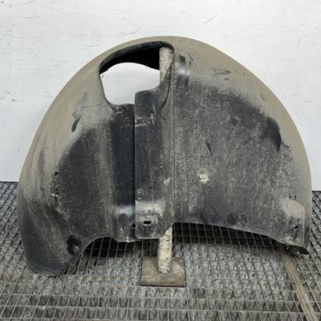 Pare boue arriere gauche VOLKSWAGEN FOX
