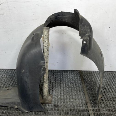Pare boue avant droit VOLKSWAGEN FOX