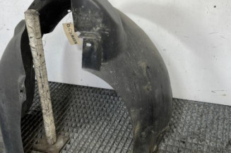 Pare boue avant droit VOLKSWAGEN FOX