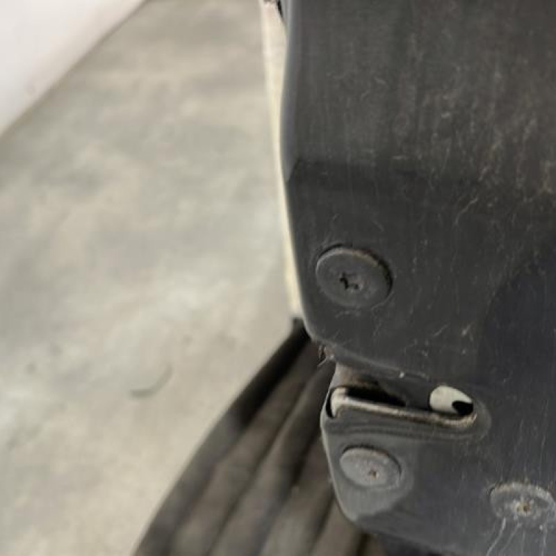 Porte avant droit RENAULT CLIO 2 CAMPUS Photo n°3