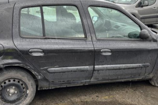 Porte avant droit RENAULT CLIO 2 CAMPUS