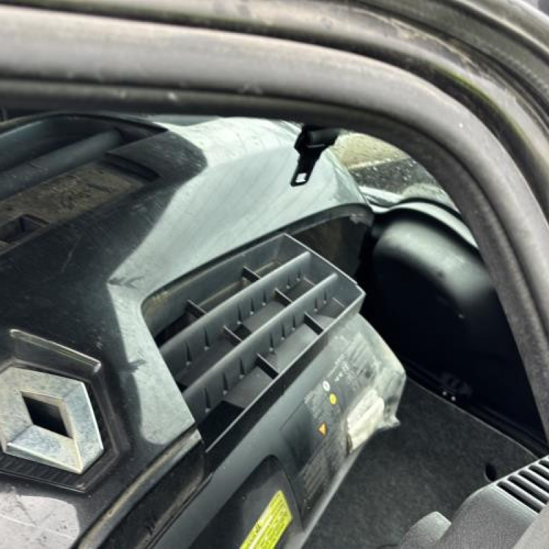 Porte avant droit RENAULT CLIO 2 CAMPUS Photo n°17