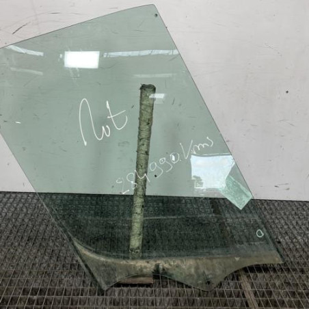 Vitre avant droit RENAULT MASTER 3