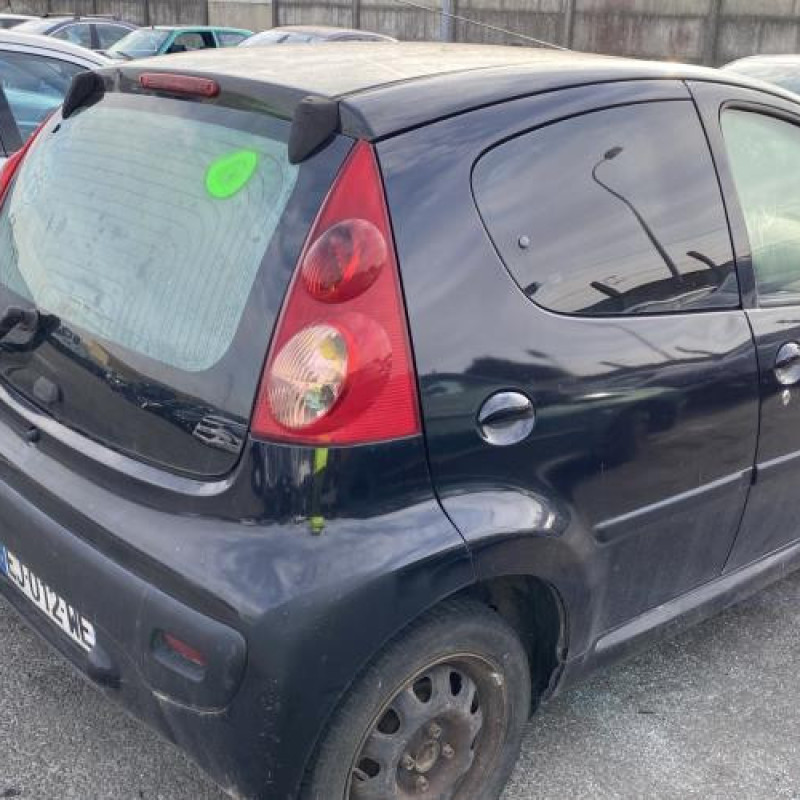 Porte avant droit PEUGEOT 107 Photo n°9