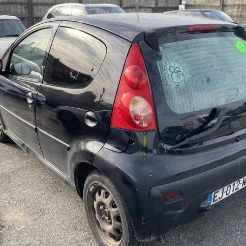 Porte avant droit PEUGEOT 107 Photo n°10