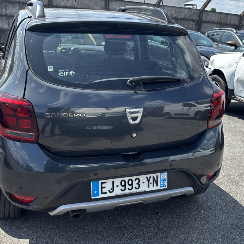 DACIA SANDERO 2 PHASE 2 0.9i - 12V TURBO TCE 90 Photo n°5