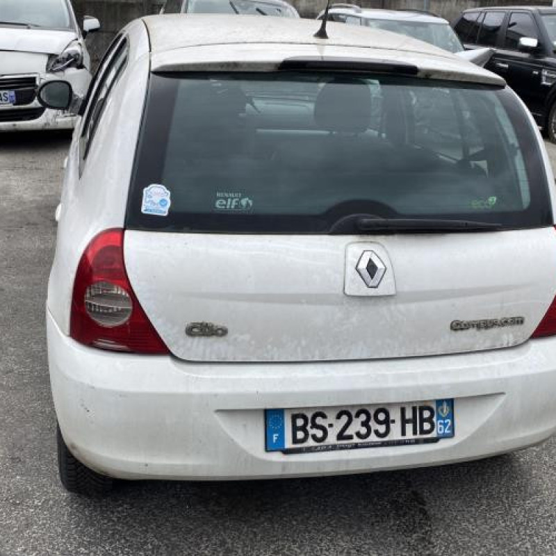Bouton de warning RENAULT CLIO 2 CAMPUS Photo n°7