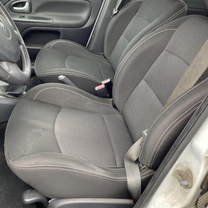Bouton de warning RENAULT CLIO 2 CAMPUS Photo n°13