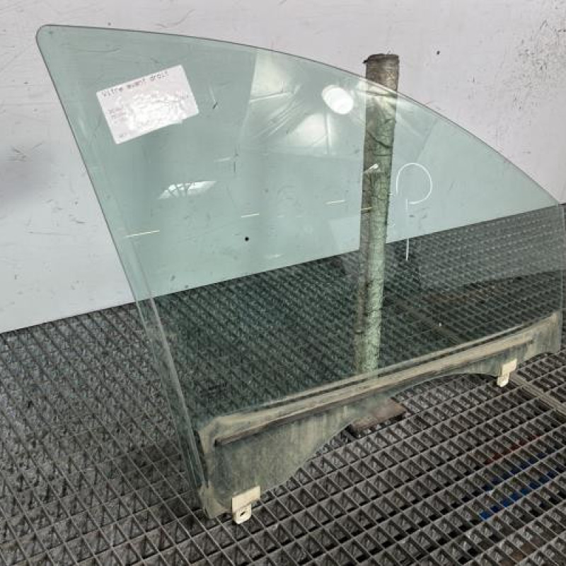 Vitre avant droit RENAULT MEGANE 3 Photo n°3
