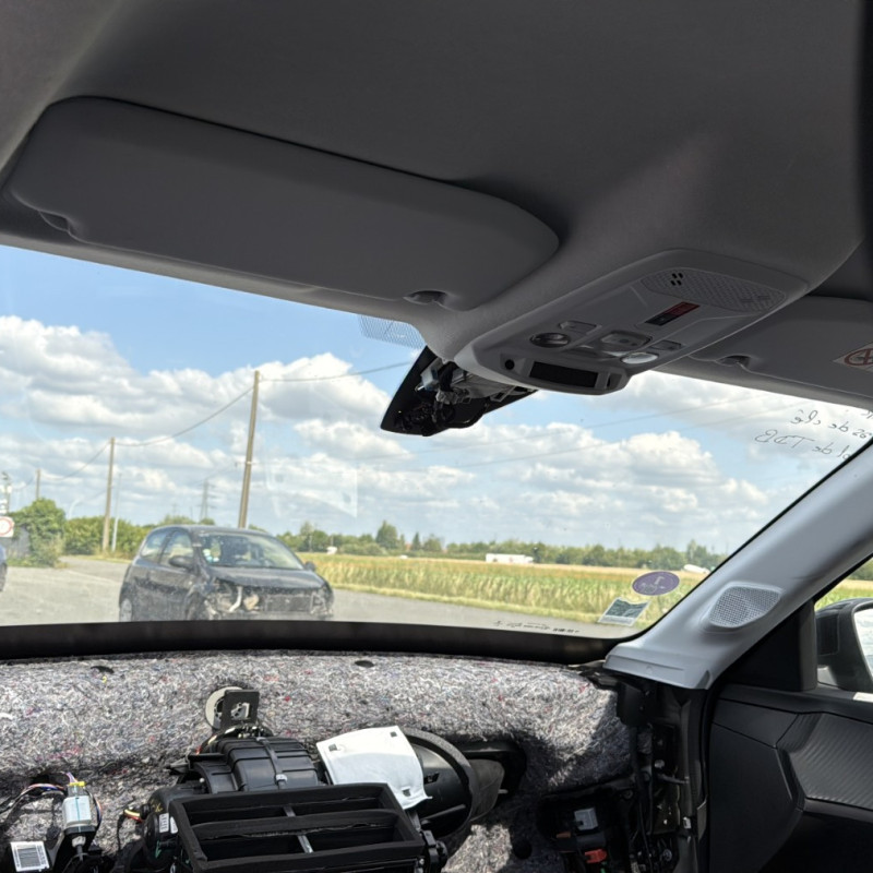 PEUGEOT 208 2 1.2 VTI - 12V Photo n°13