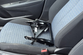 PEUGEOT 208 2 1.2 VTI - 12V