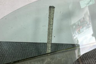 Vitre avant droit FORD KA 2